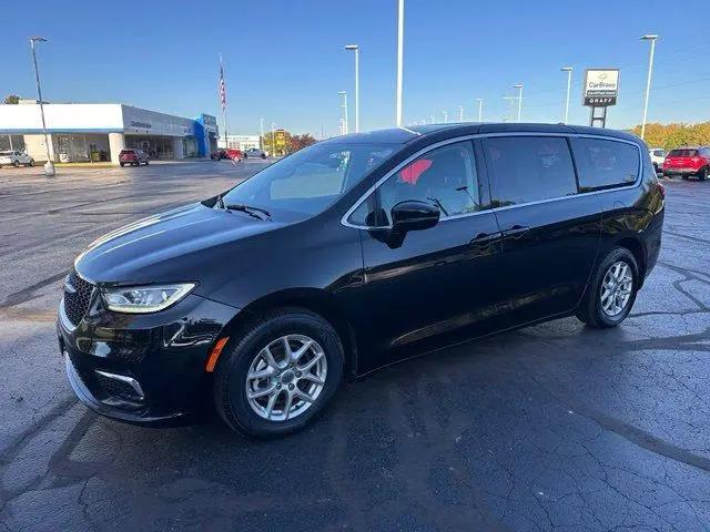 2024 Chrysler Pacifica Touring L for sale in Sandusky, MI