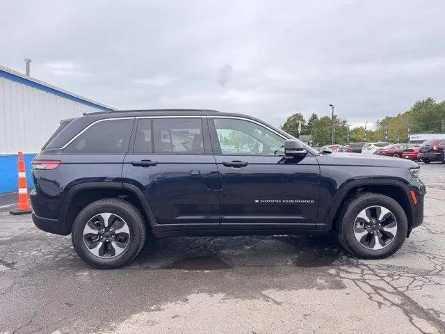 2024 Jeep Grand Cherokee Base for sale in Liverpool, NY