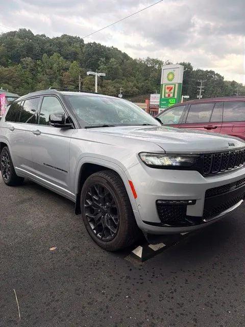 2023 Jeep Grand Cherokee L Summit 4x4 for sale in Pittsburgh, PA