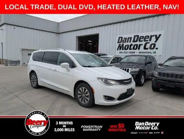 2020 Chrysler Pacifica Touring L Plus for sale in Waterloo, IA