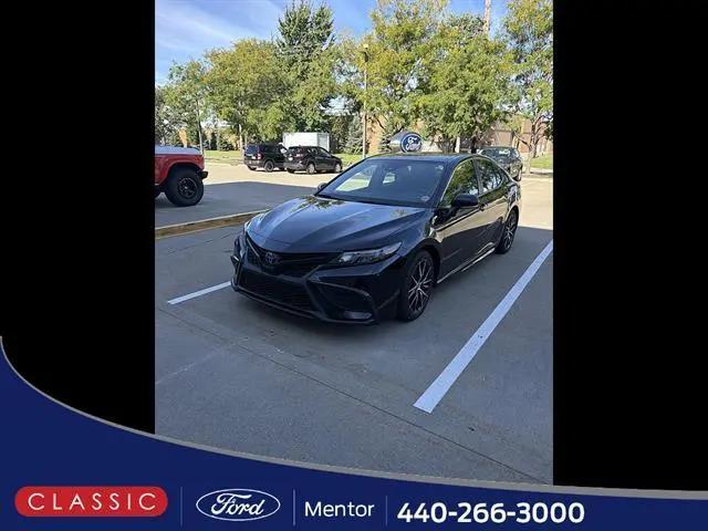2022 Toyota Camry SE Hybrid for sale in Mentor, OH