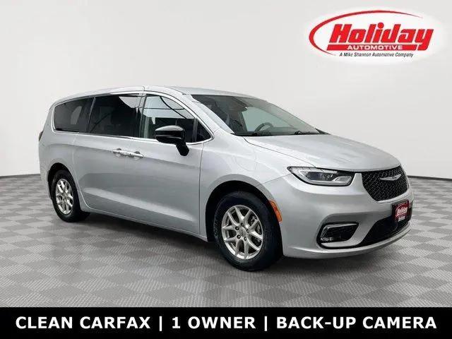 2024 Chrysler Pacifica Touring L for sale in Fond du Lac, WI