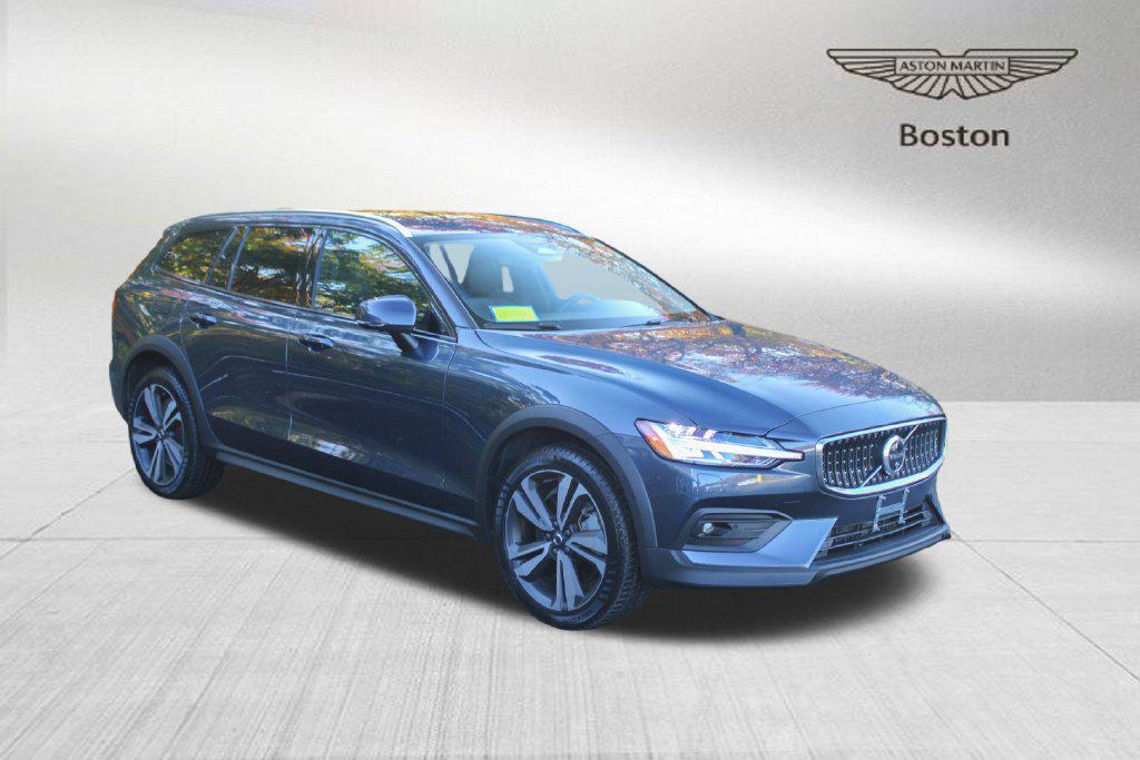 2026 Volvo V60 Cross Country
