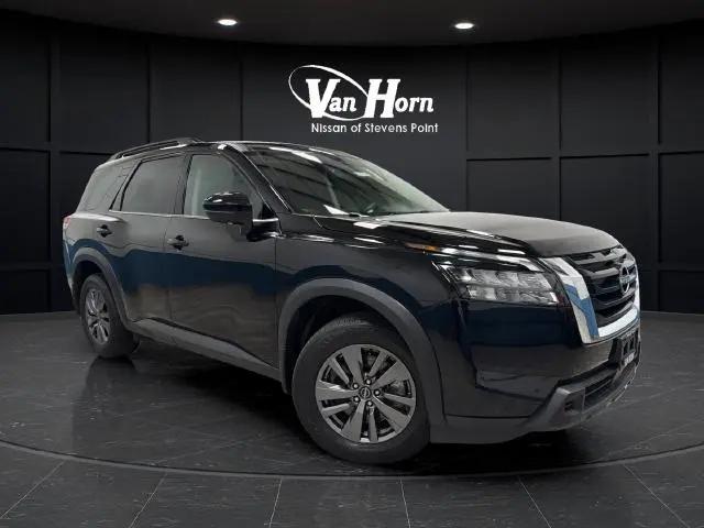 2025 Nissan Pathfinder SV 4WD for sale in Stevens Point, WI
