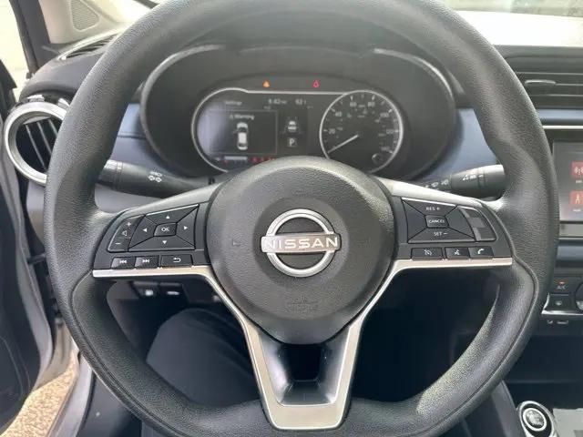 2024 Nissan Versa 1.6 SV