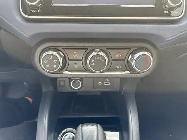2024 Nissan Versa 1.6 SV