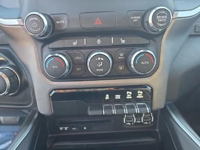 2019 Ram 1500 Big Horn/Lone Star Crew Cab 4x4 57 Box