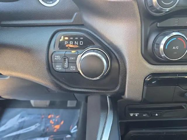 2019 Ram 1500 Big Horn/Lone Star Crew Cab 4x4 57 Box