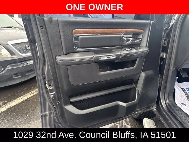 2017 Ram 1500 Laramie Crew Cab 4x4 57 Box