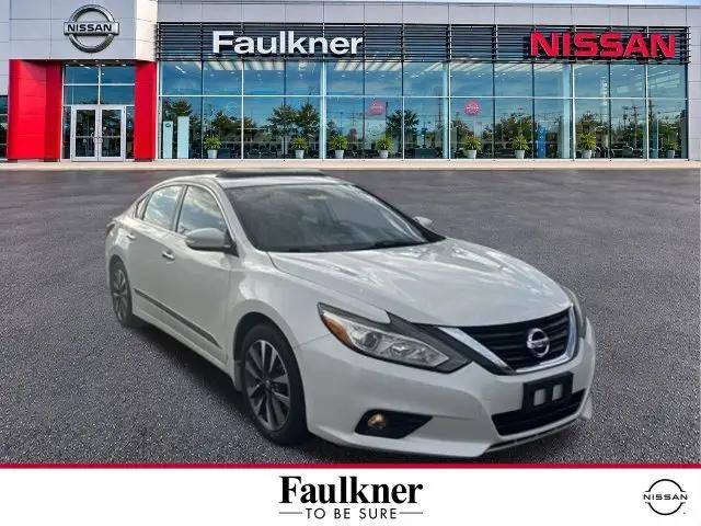 2017 Nissan Altima 2.5 SV for sale in Harrisburg, PA