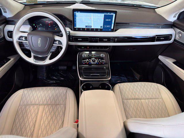 2023 Lincoln Nautilus Black Label
