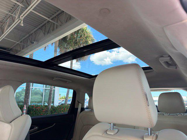 2023 Lincoln Nautilus Black Label
