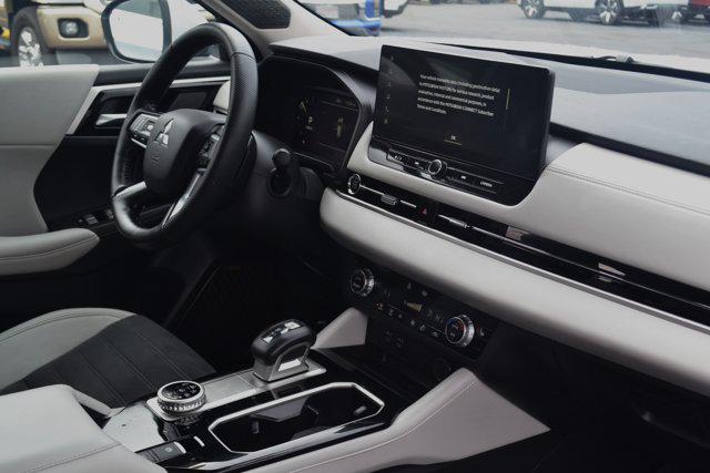 2026 Mitsubishi Outlander SE 2.5 S-AWC