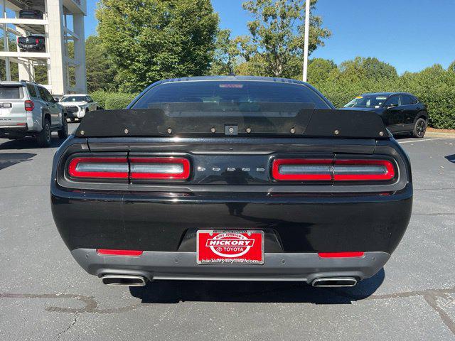 2016 Dodge Challenger 392 Hemi Scat Pack Shaker