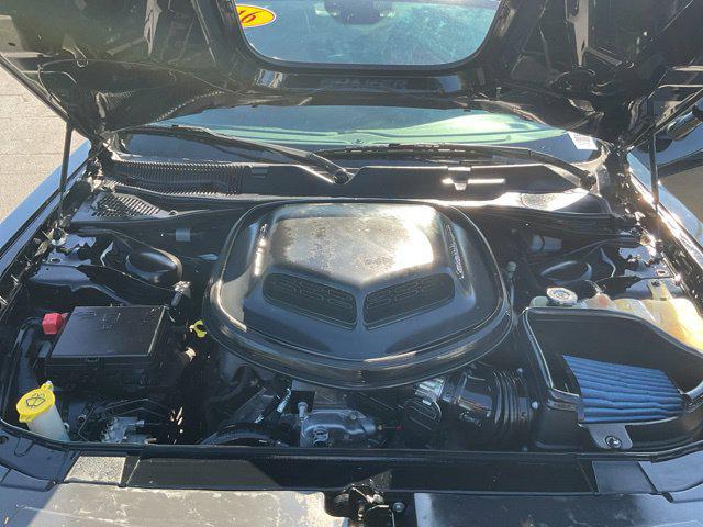 2016 Dodge Challenger 392 Hemi Scat Pack Shaker