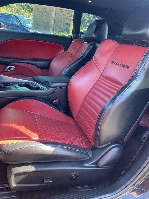 2016 Dodge Challenger 392 Hemi Scat Pack Shaker