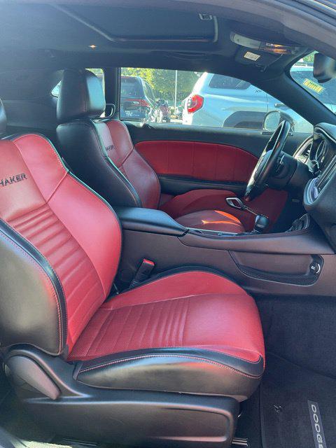 2016 Dodge Challenger 392 Hemi Scat Pack Shaker