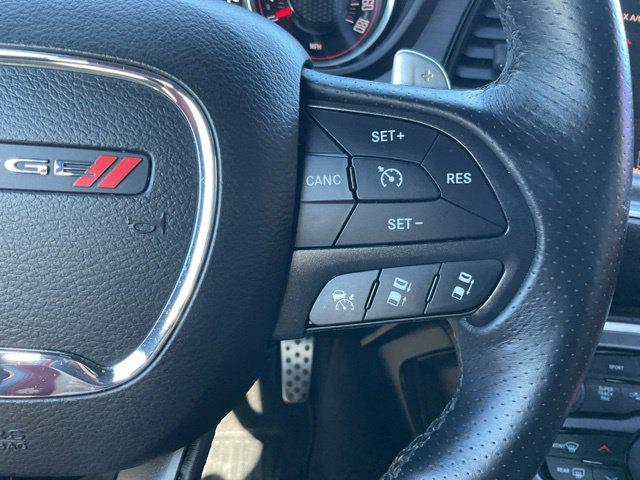 2016 Dodge Challenger 392 Hemi Scat Pack Shaker