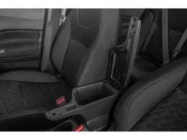 2021 Nissan Kicks S Xtronic CVT
