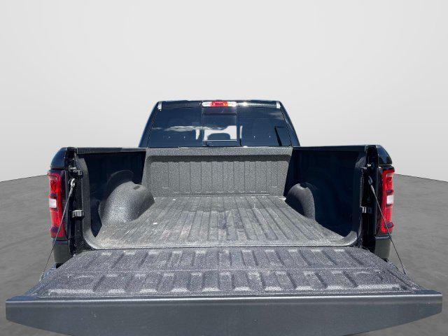 2025 Ram 1500 Big Horn Crew Cab 4x4 57 Box