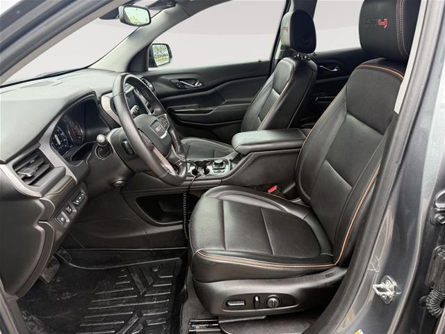 2021 GMC Acadia AWD AT4