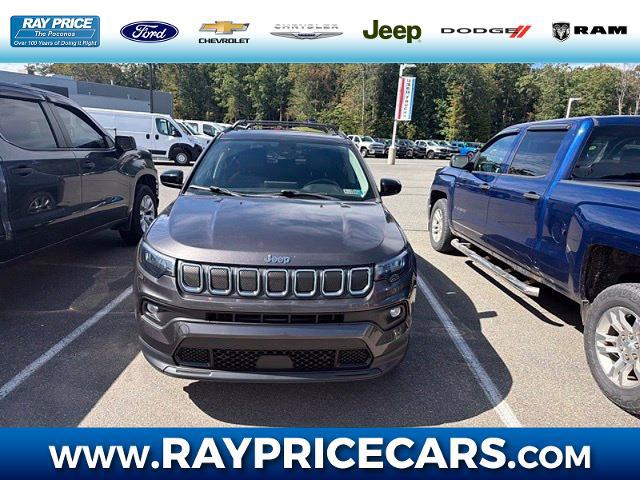2022 Jeep Compass Latitude Lux 4x4 for sale in Mount Pocono, PA