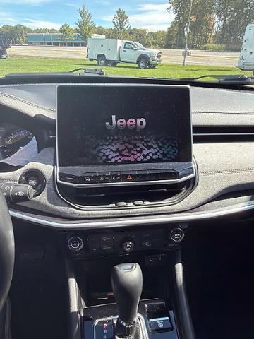 2022 Jeep Compass Latitude Lux 4x4