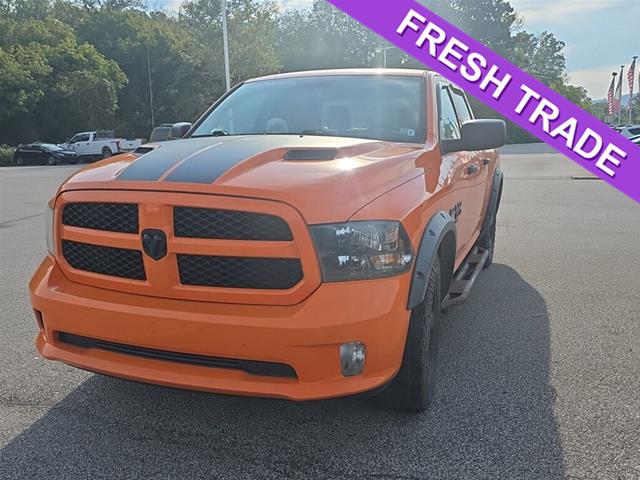 2019 Ram 1500 Classic Express Crew Cab 4x4 57 Box for sale in Moundsville, WV