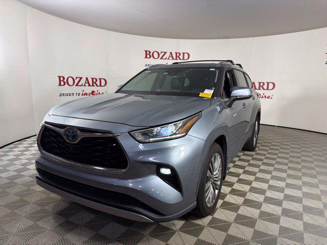2021 Toyota Highlander Hybrid Platinum