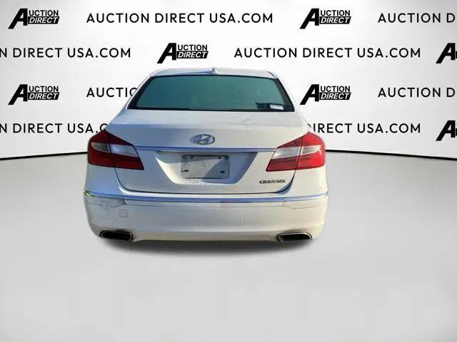 2013 Hyundai Genesis 3.8