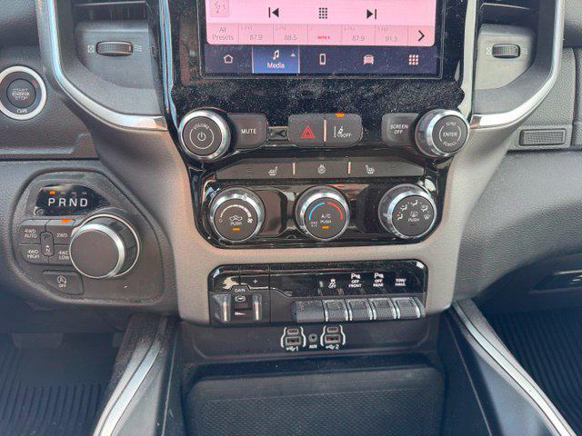 2025 Ram 1500 Big Horn Crew Cab 4x4 57 Box