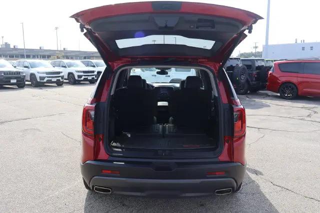2022 GMC Acadia AWD AT4