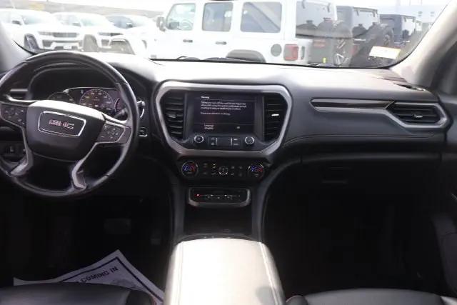 2022 GMC Acadia AWD AT4