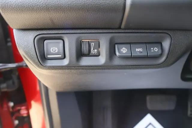 2022 GMC Acadia AWD AT4