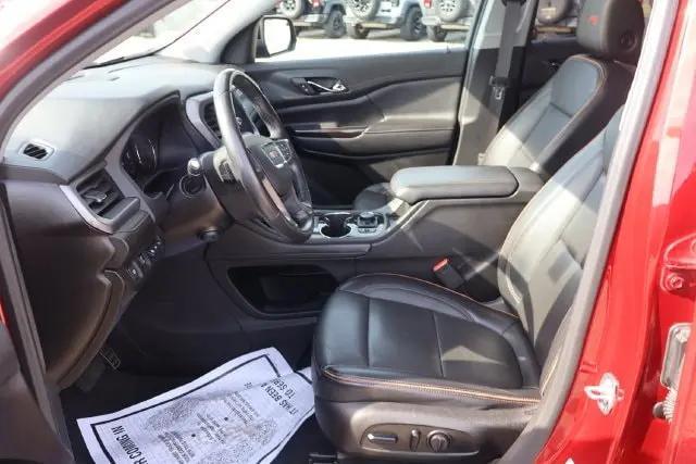2022 GMC Acadia AWD AT4