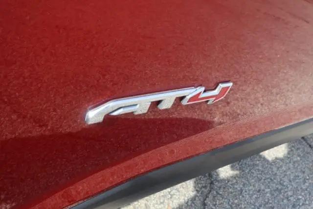2022 GMC Acadia AWD AT4