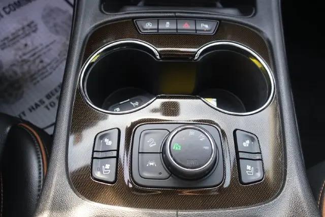 2022 GMC Acadia AWD AT4