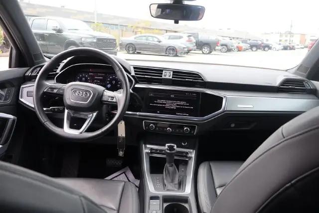 2025 Audi Q3 Premium 45 TFSI S line quattro Tiptronic