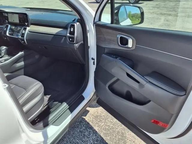 2023 Kia Sorento X-Line S