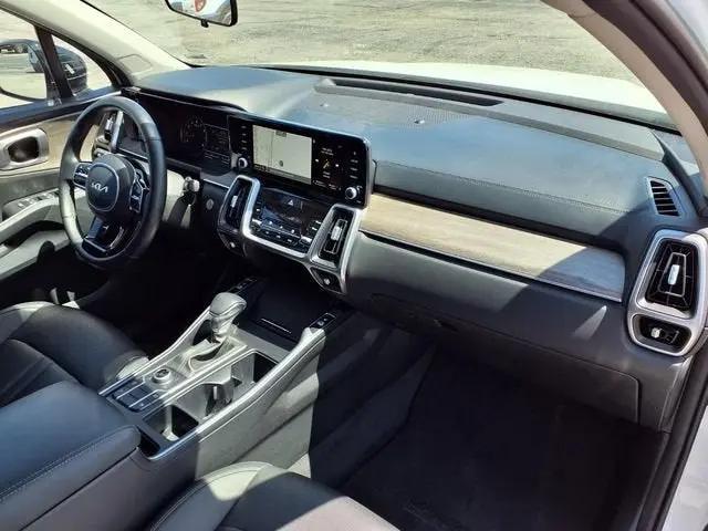 2023 Kia Sorento X-Line S