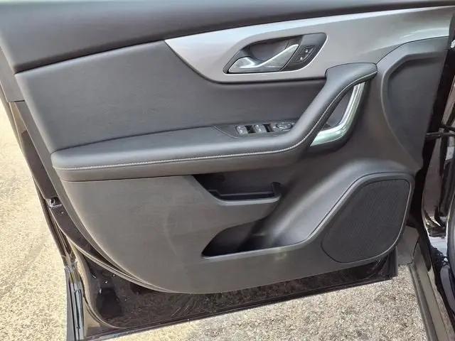 2025 Chevrolet Blazer FWD 2LT