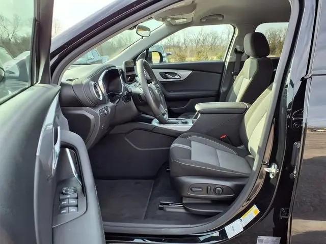 2025 Chevrolet Blazer FWD 2LT