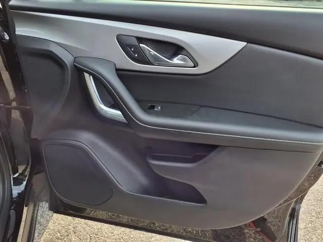 2025 Chevrolet Blazer FWD 2LT