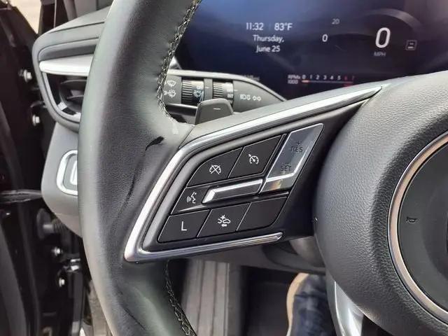 2025 Buick Enclave Preferred FWD