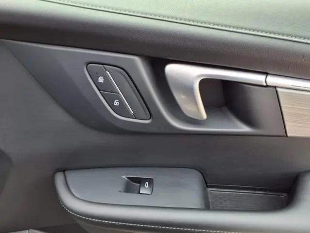 2025 Buick Enclave Preferred FWD