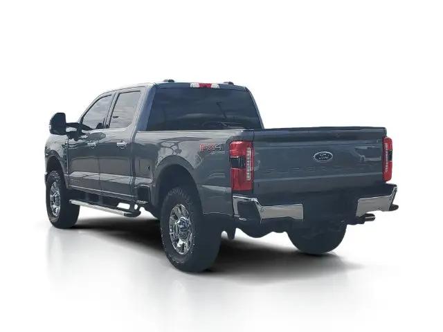 2025 Ford F-350 LARIAT