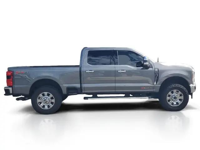 2025 Ford F-350 LARIAT
