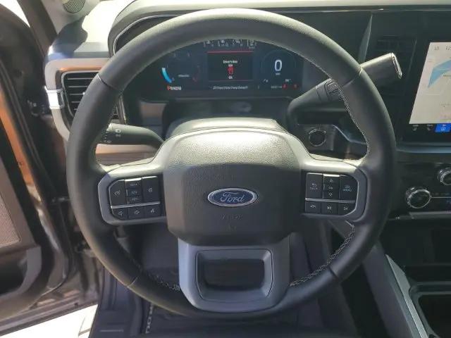 2025 Ford F-350 LARIAT