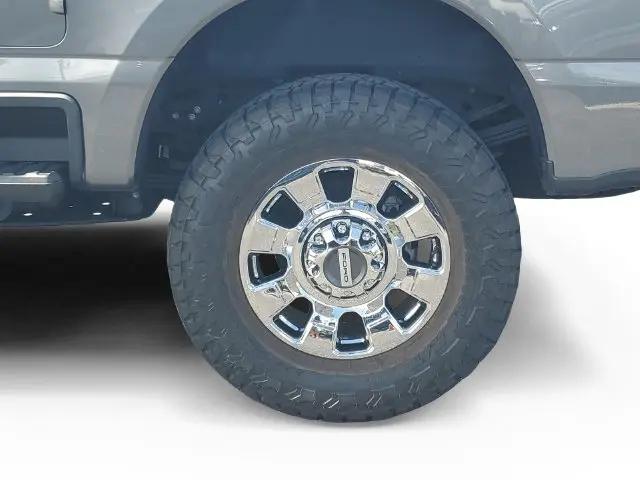 2025 Ford F-350 LARIAT