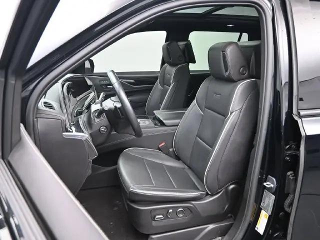2023 Cadillac Escalade Sport